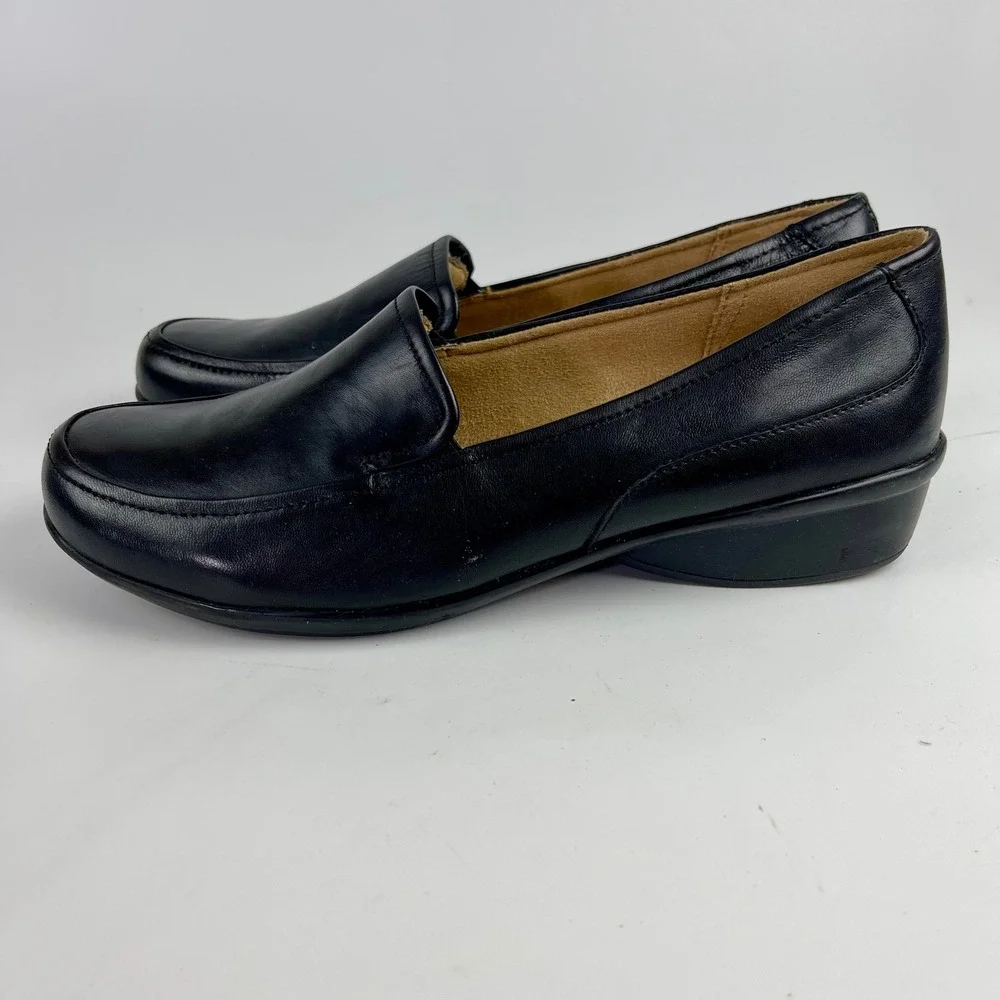 Natural Soul Connor Black Leather Slip On Loafers Womens 8.5 M Comfort Shoes